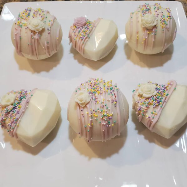 Cake #00068 (price for each)