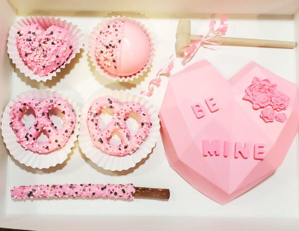 Cake #00075 (price per set)