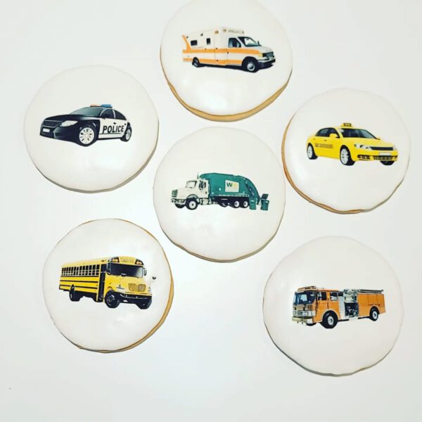 Cake #00221 (price for each)