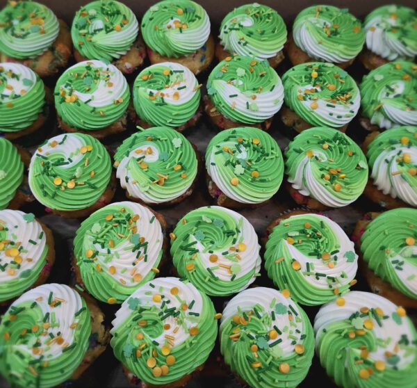 Cake #00316 (price for each)